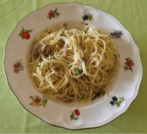 Espaguetis con setas al ajillo