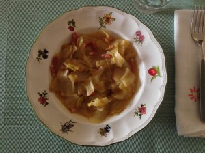 Endibias con bacón y salsa de naranja