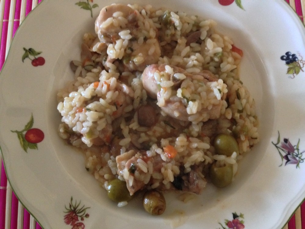 Arroz con conejo y champiñones