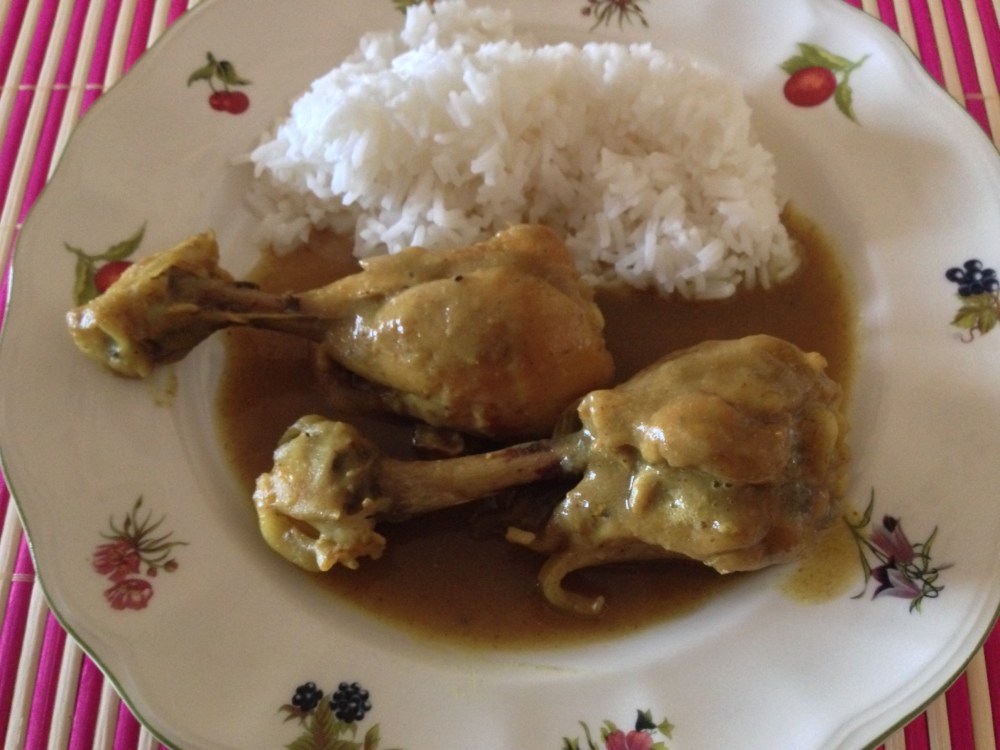 Muslos de pollo con salsa de curry