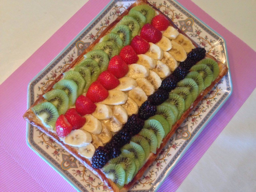Tarta de hojaldre con frutas